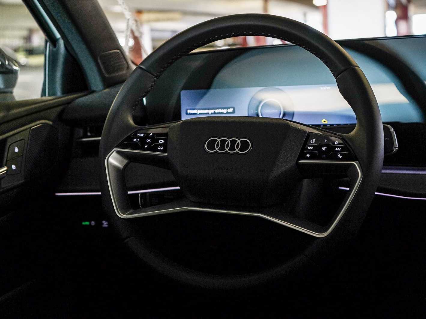 Thumbnail: 2026 Audi Q3 - 15