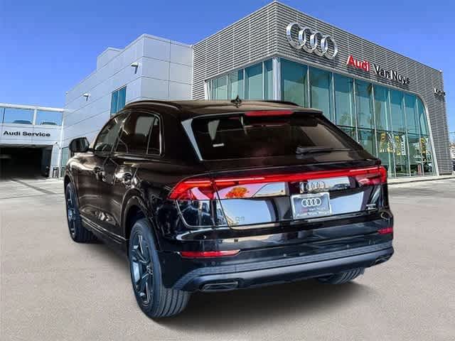 Thumbnail: 2026 Audi Q8 - 6