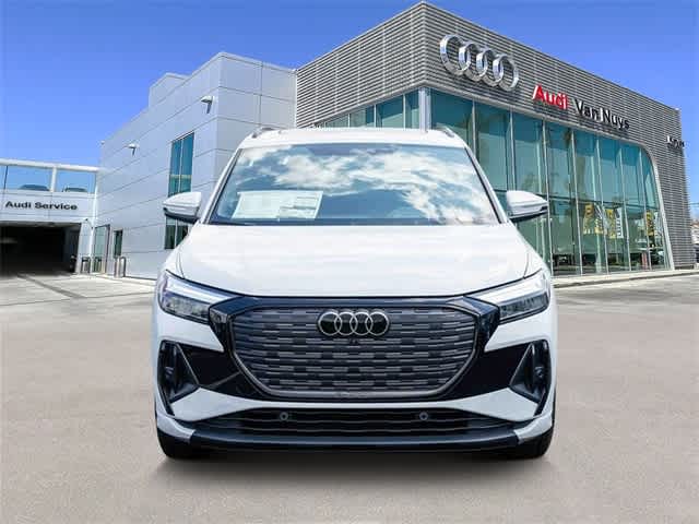 Thumbnail: 2026 Audi Q4 e-tron - 6