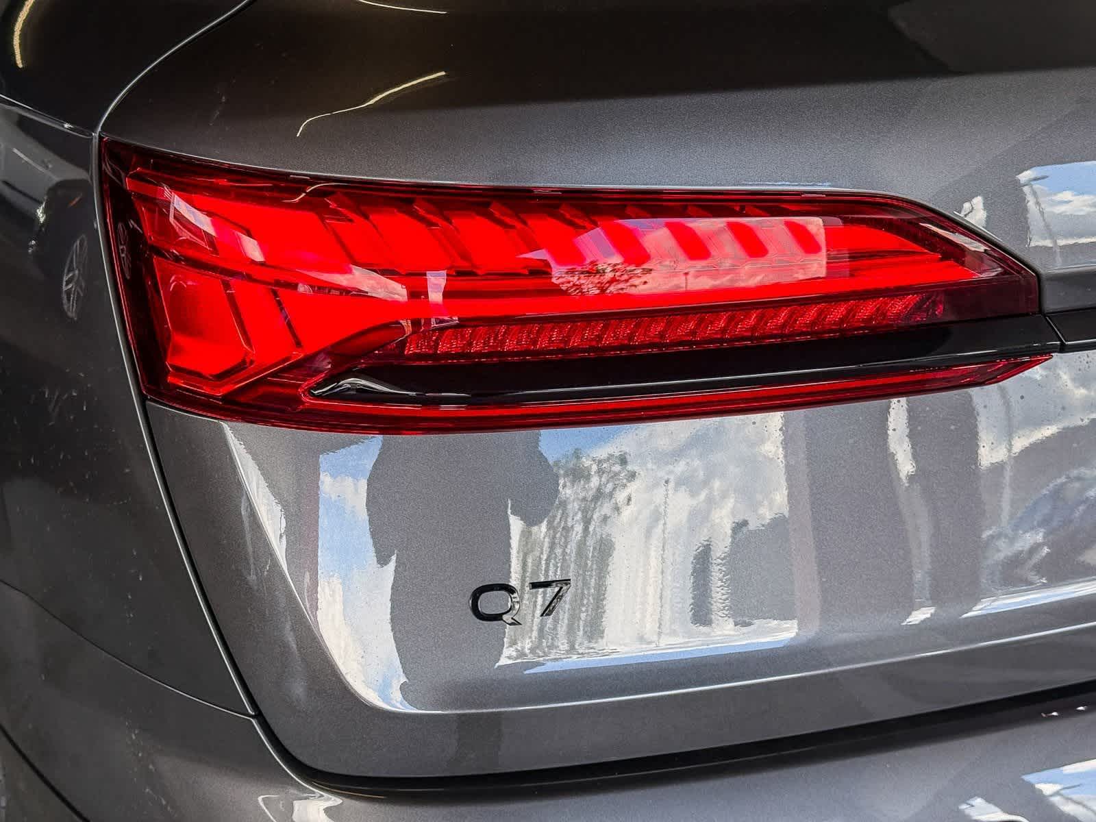 Thumbnail: 2026 Audi Q7 - 7