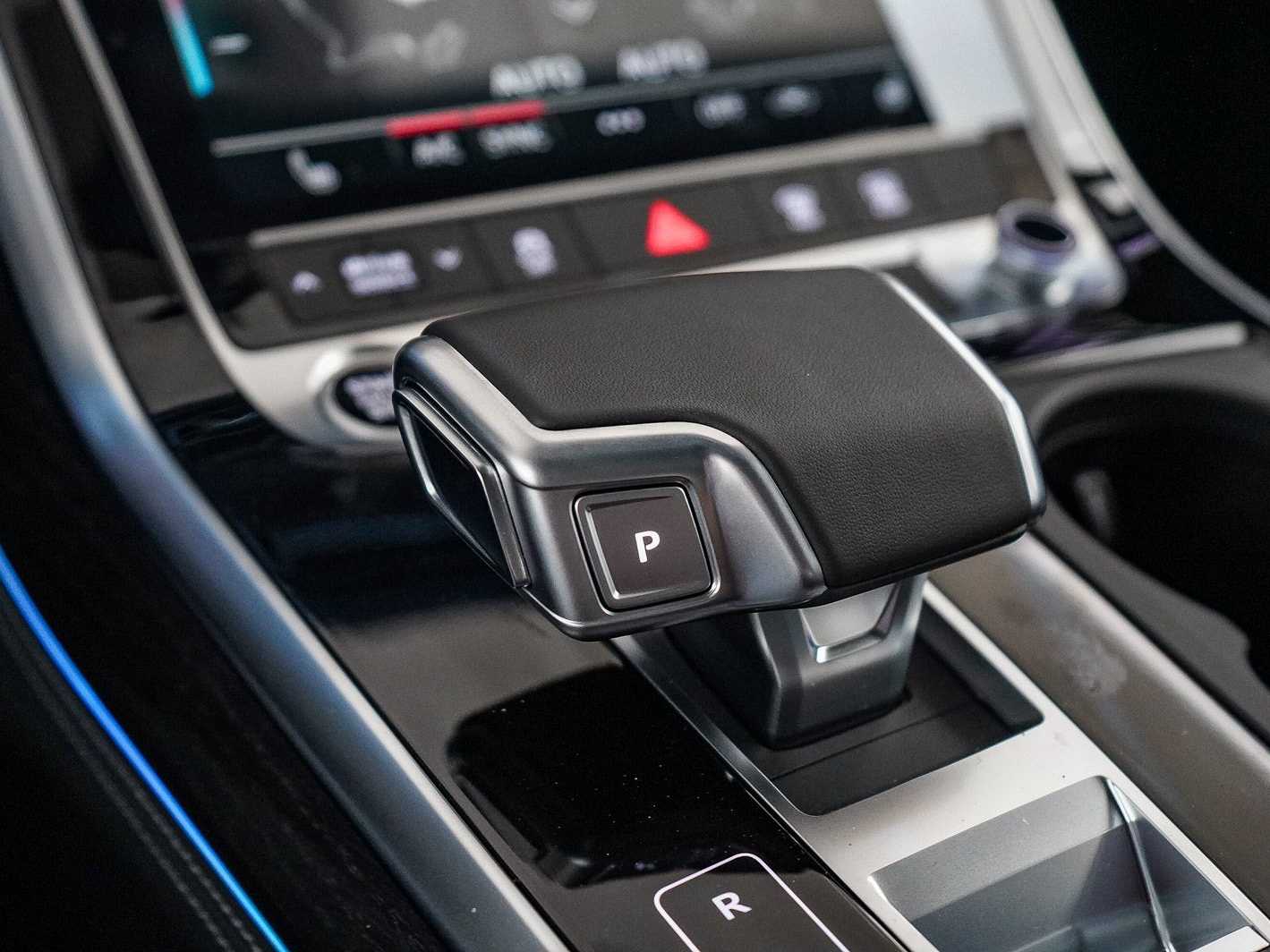 Thumbnail: 2026 Audi Q7 - 24