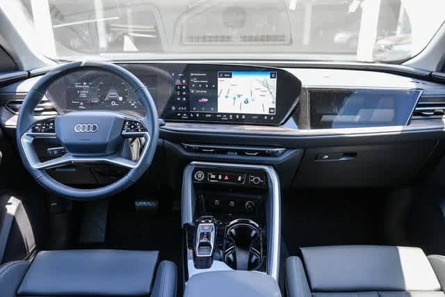 Thumbnail: 2025 Audi Q5 - 15