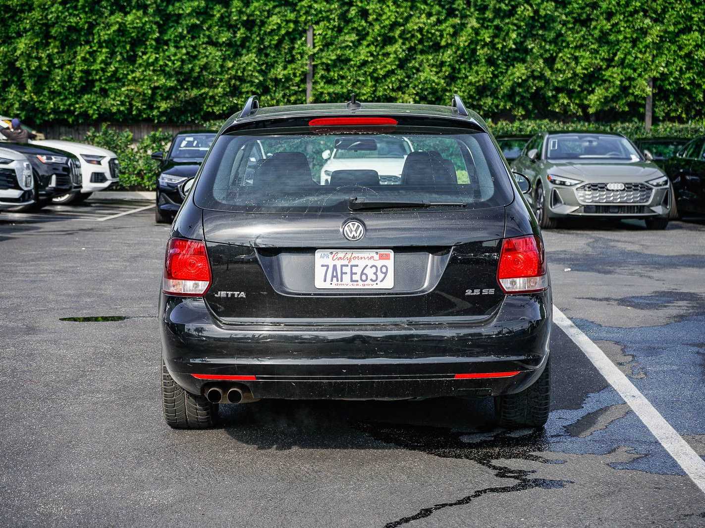 Thumbnail: 2013 Volkswagen Jetta - 3