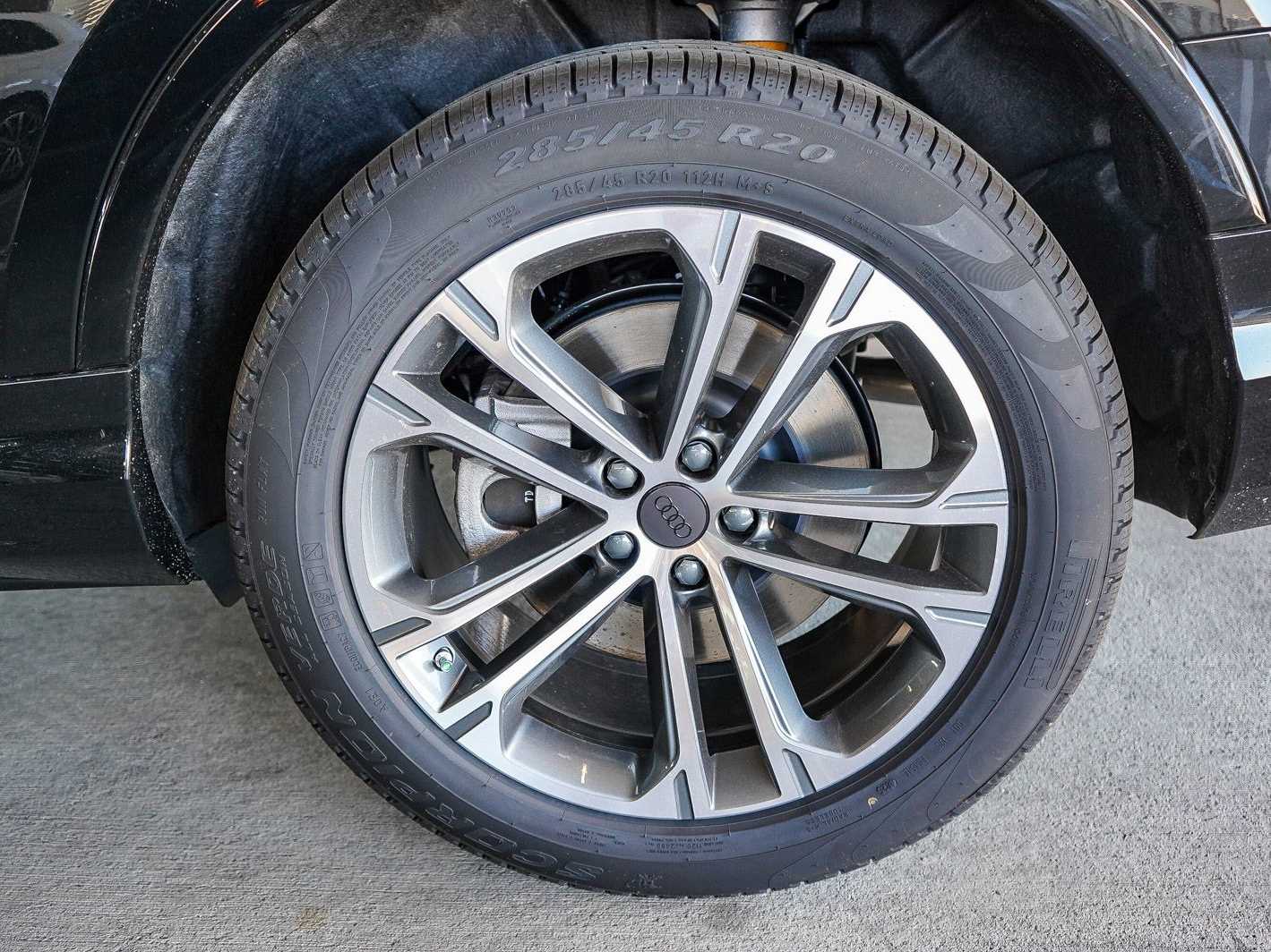 Thumbnail: 2026 Audi Q7 - 8