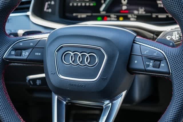 Thumbnail: 2025 Audi SQ7 - 22