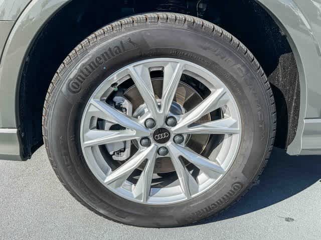 Thumbnail: 2025 Audi Q3 - 9