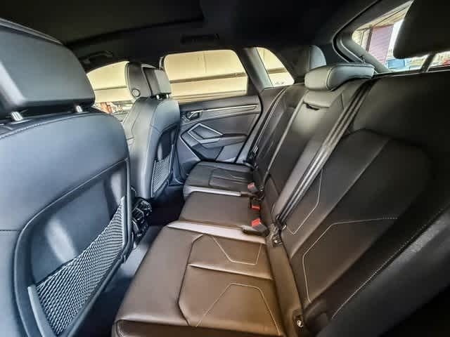 Thumbnail: 2025 Audi Q3 - 18