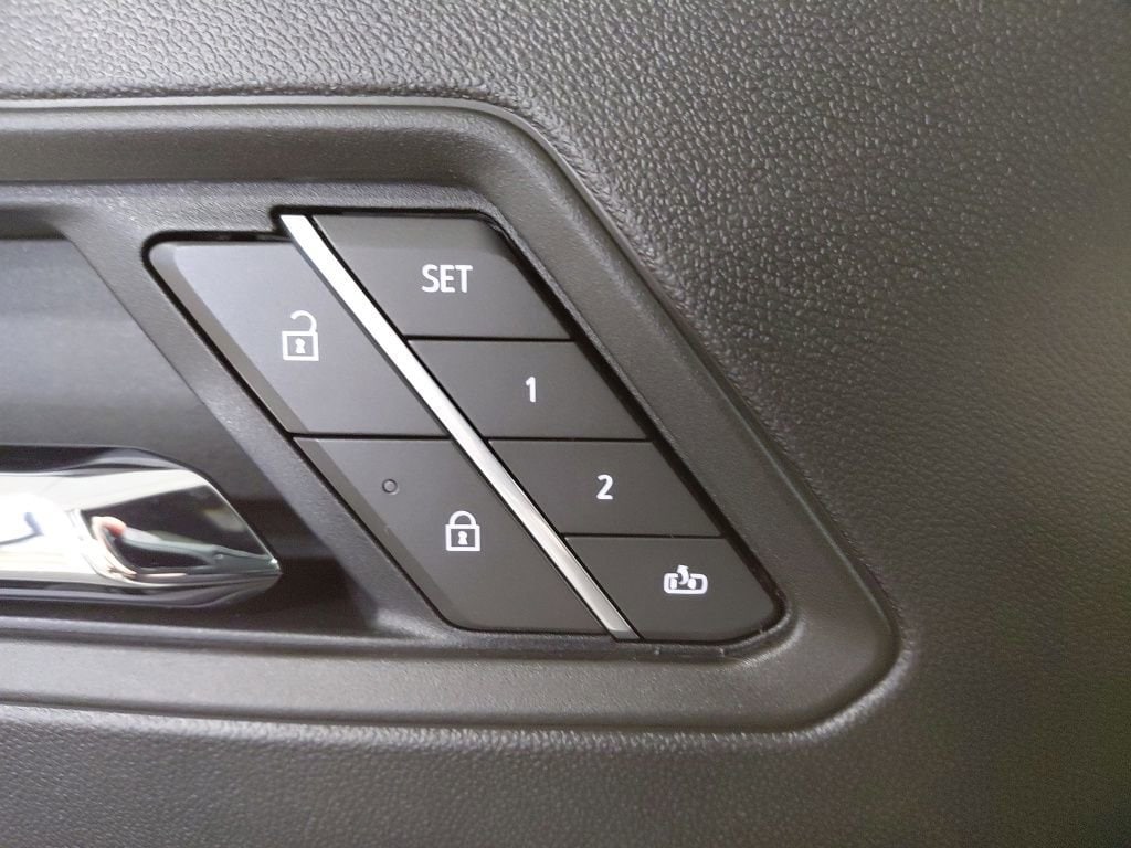 2026 Chevrolet Colorado ZR2 - Photo 32