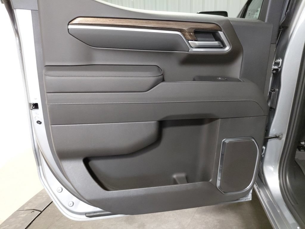 2026 Chevrolet Silverado 1500 RST - Photo 17
