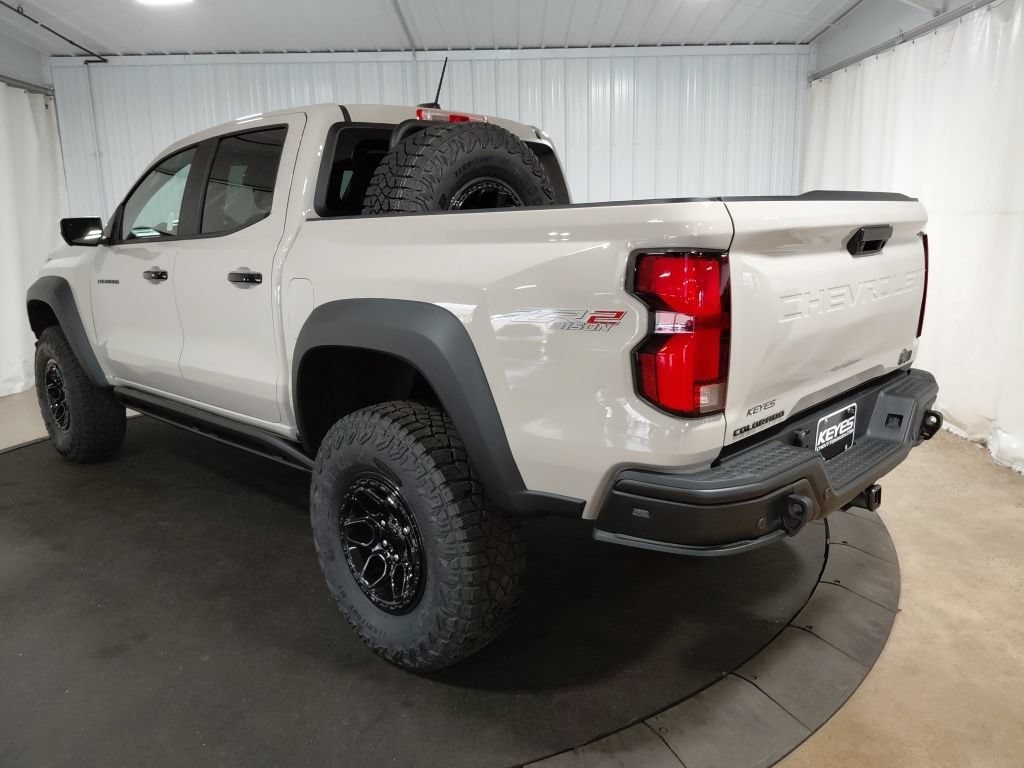 2026 Chevrolet Colorado ZR2 - Photo 6