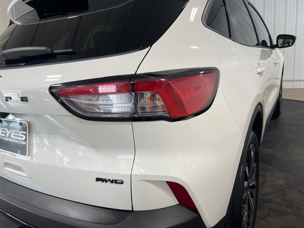 2022 Ford Escape SEL - Photo 16