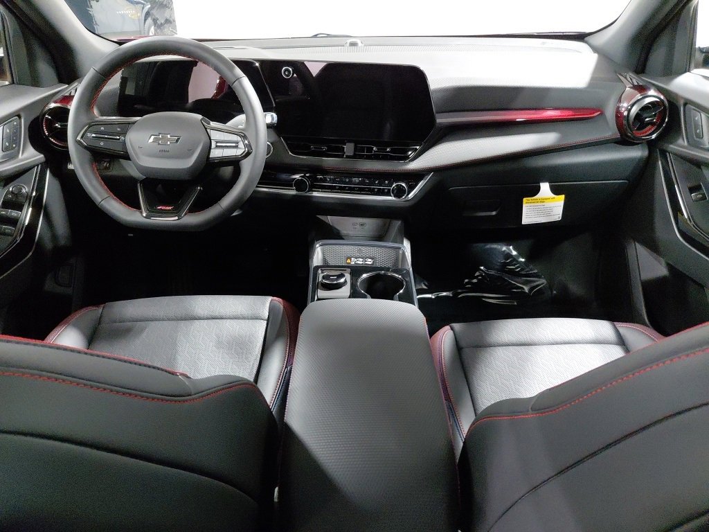 2026 Chevrolet Equinox RS photo 3