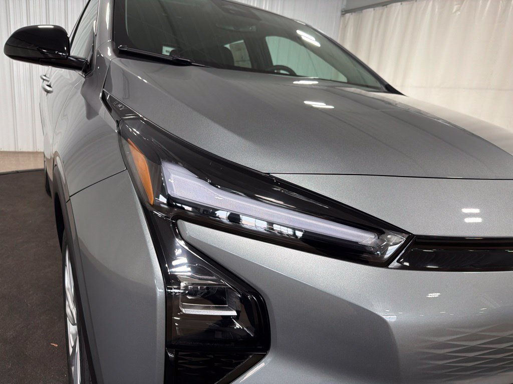 2027 Chevrolet Bolt LT - Photo 13