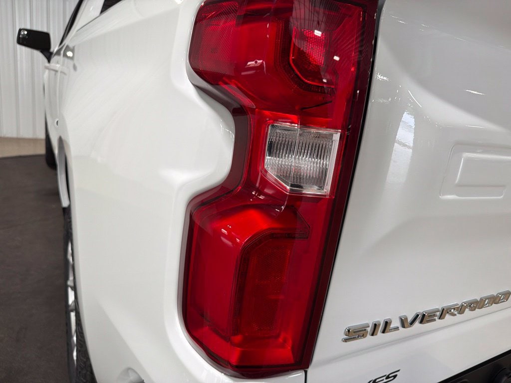 2026 Chevrolet Silverado 1500 RST - Photo 15