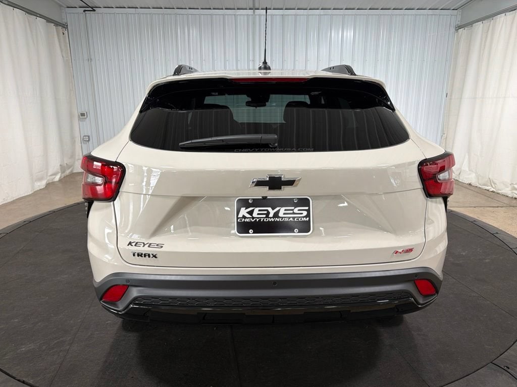 2026 Chevrolet Trax RS - Photo 7