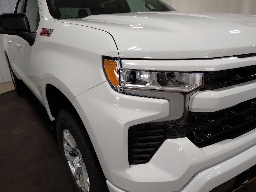2026 Chevrolet Silverado 1500 RST - Photo 13