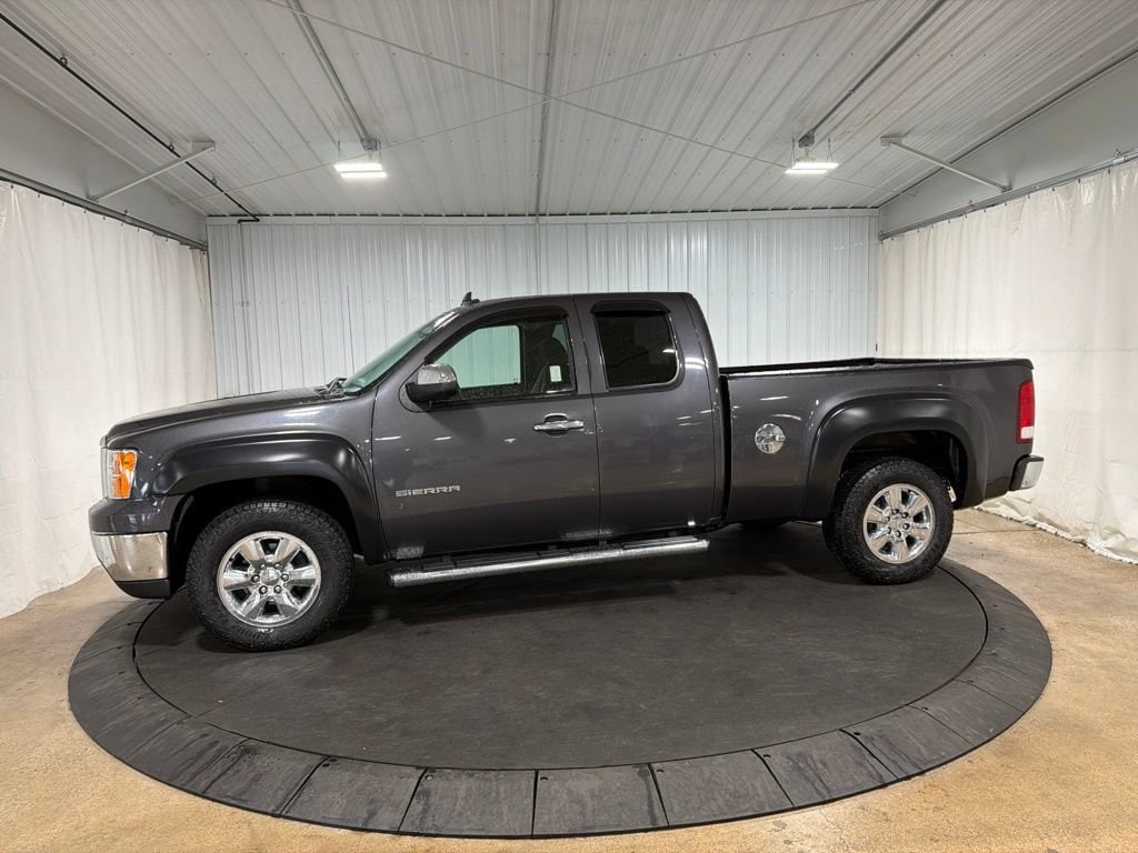 Used 2011 GMC Sierra 1500 SLE with VIN 1GTR2VE34BZ197576 for sale in Menomonie, WI