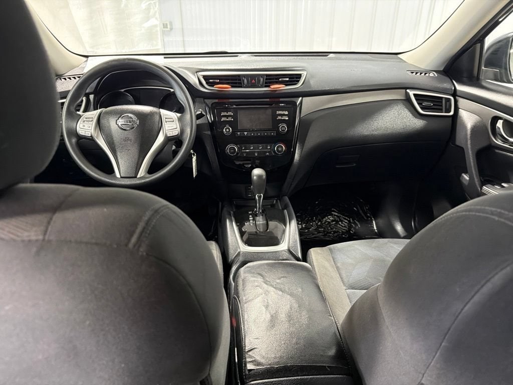 Used 2016 Nissan Rogue S SUV