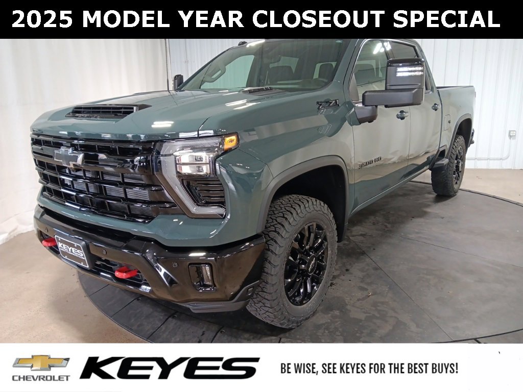 2025 Chevrolet Silverado 3500HD LTZ's photo