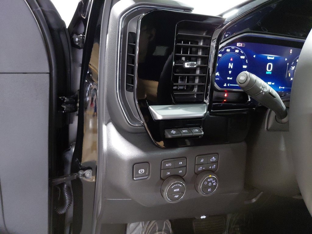 2026 Chevrolet Silverado 3500HD High Country - Photo 25