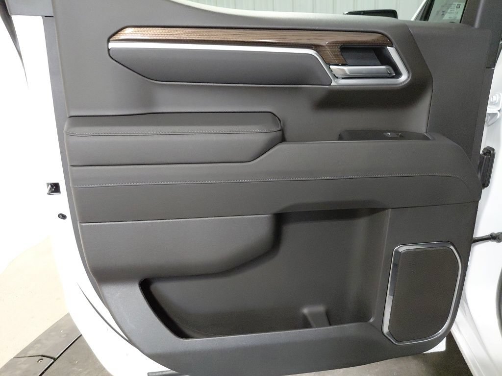 2026 Chevrolet Silverado 1500 RST - Photo 17