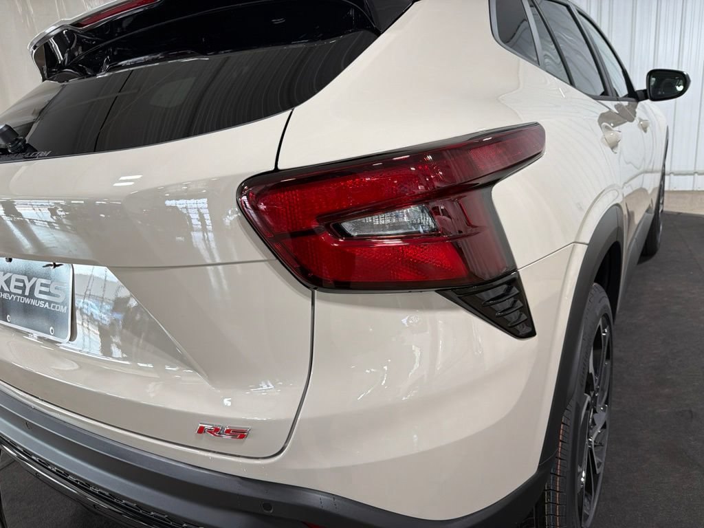 2026 Chevrolet Trax RS - Photo 16