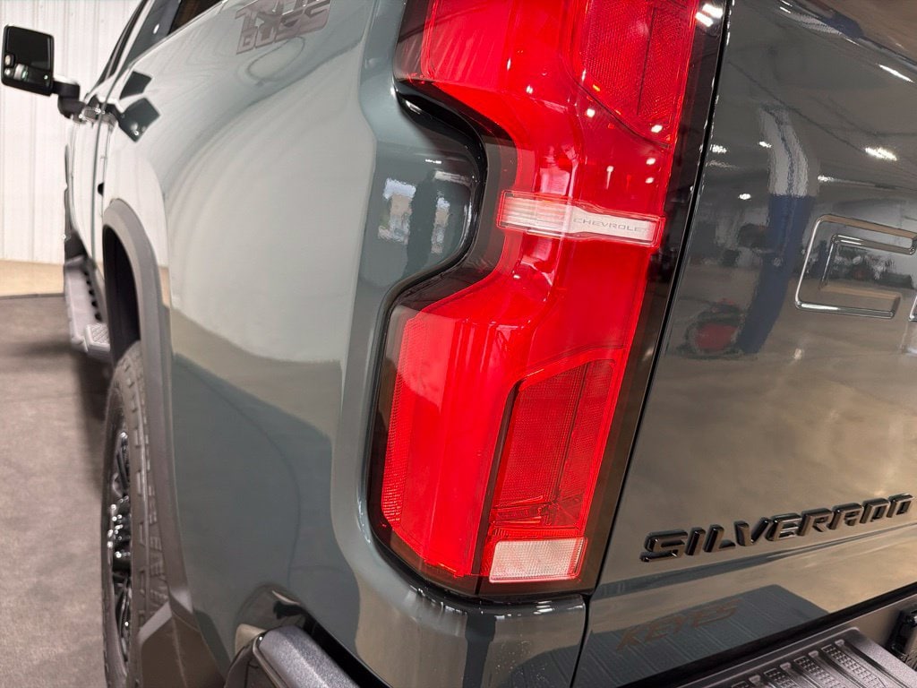 2026 Chevrolet Silverado 3500 HD LT - Photo 15