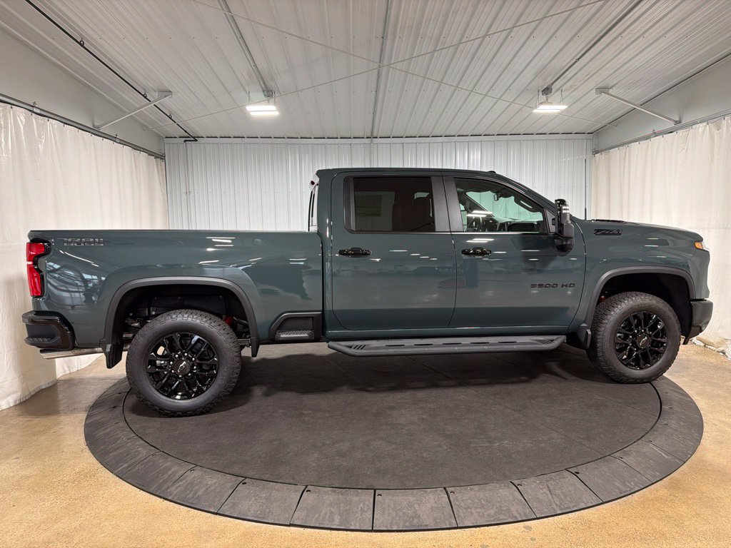 2026 Chevrolet Silverado 3500 HD LT - Photo 10