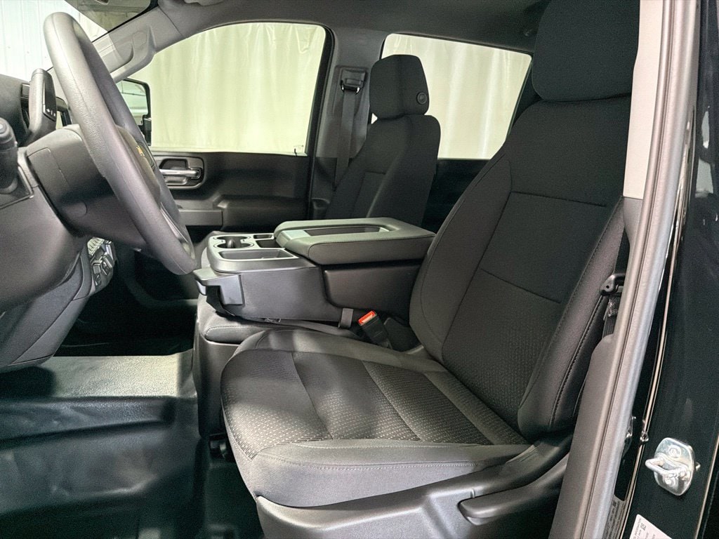 2026 Chevrolet Silverado 3500 HD Work Truck - Photo 5