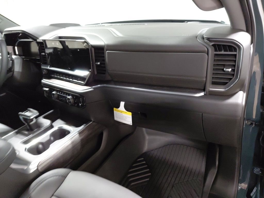 2026 Chevrolet Silverado 1500 LTZ - Photo 24
