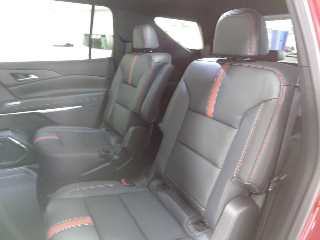 2026 Chevrolet Traverse RS - Photo 18
