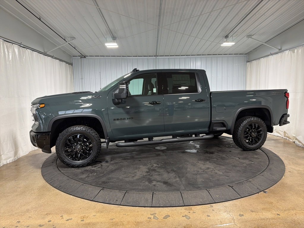 2026 Chevrolet Silverado 2500HD LTZ photo 2