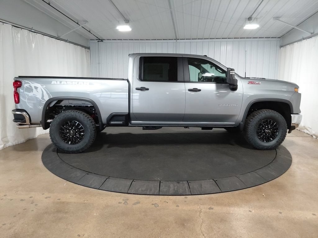 2026 Chevrolet Silverado 3500 HD Work Truck - Photo 10
