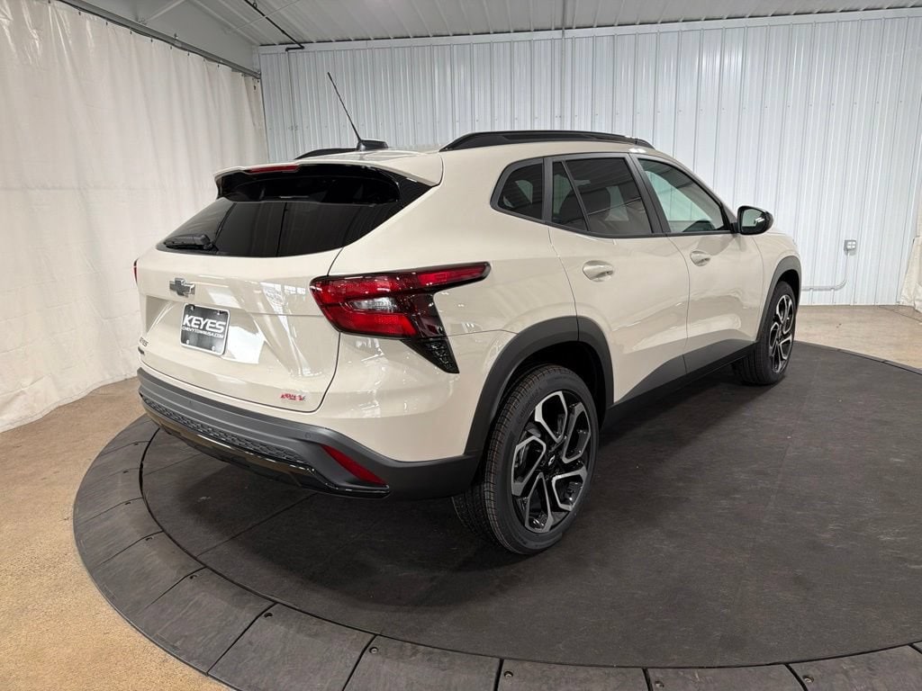 2026 Chevrolet Trax RS - Photo 9
