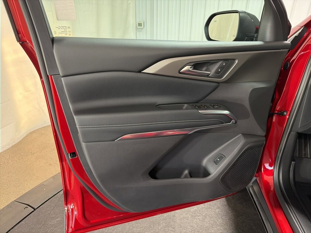 New 2026 Chevrolet Traverse LT SUV