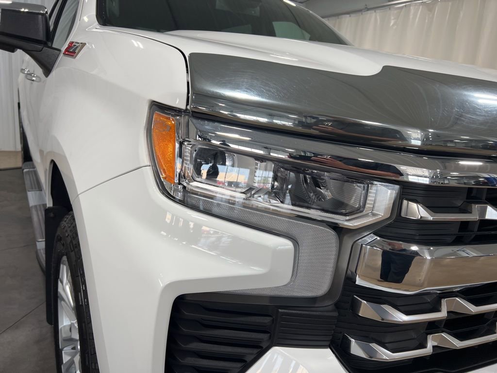 2024 Chevrolet Silverado 1500 LTZ - Photo 13
