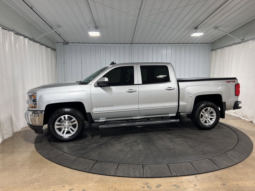 Used 2018 Chevrolet Silverado 1500 LT with VIN 3GCUKREC8JG404471 for sale in Menomonie, WI