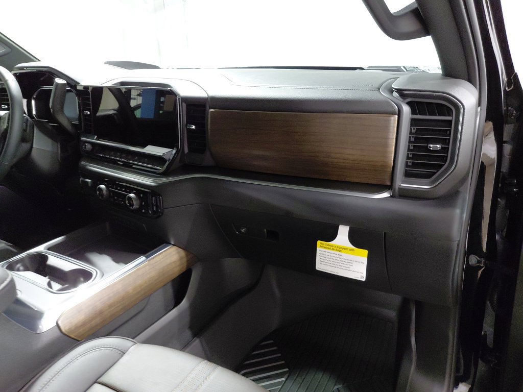 2026 Chevrolet Silverado 3500HD High Country - Photo 22