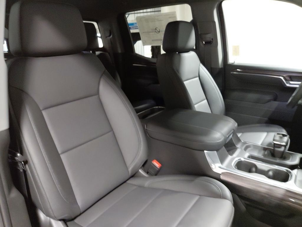 2026 Chevrolet Silverado 1500 LTZ - Photo 23