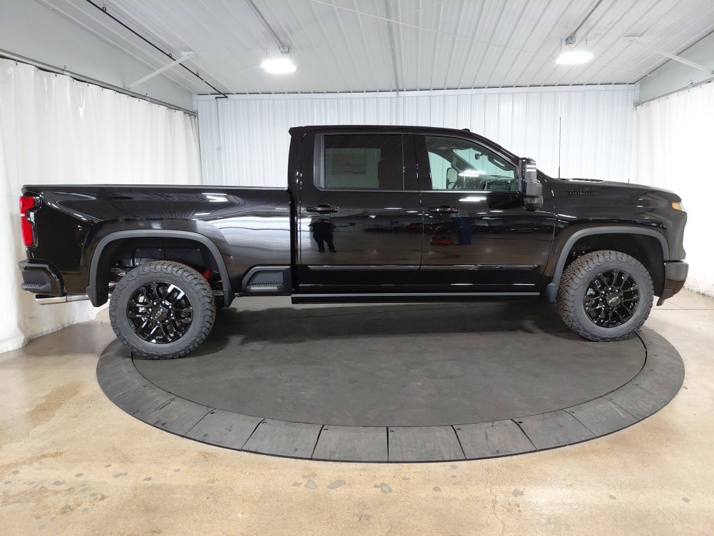 2026 Chevrolet Silverado 3500HD High Country - Photo 9