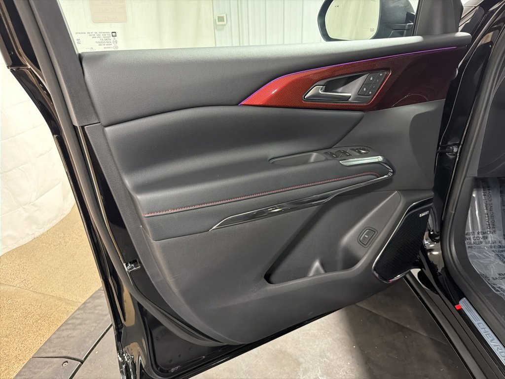 2026 Chevrolet Traverse RS photo 4