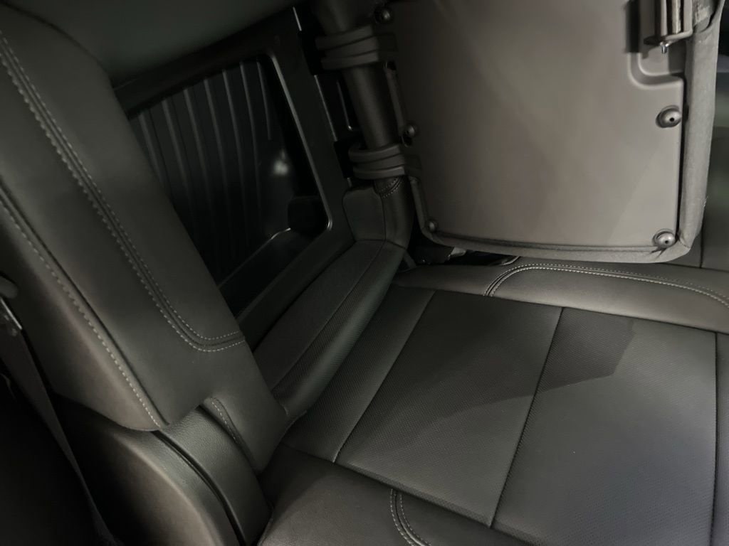 2024 Chevrolet Silverado 1500 LTZ - Photo 20