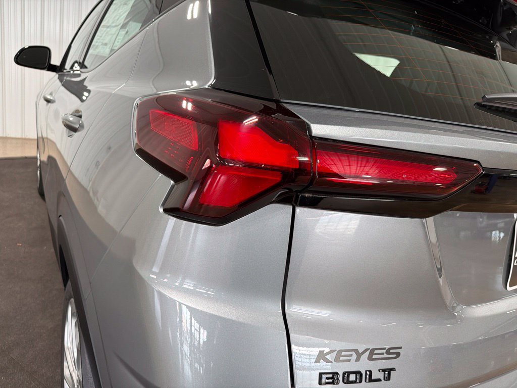 2027 Chevrolet Bolt LT - Photo 15