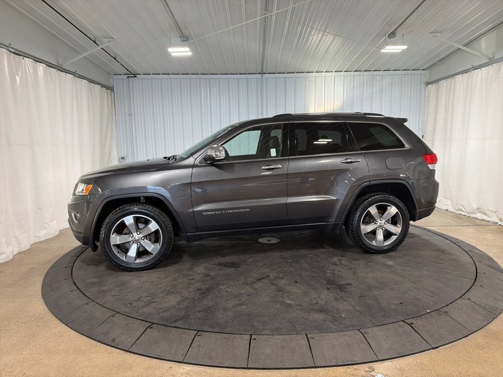 Used 2016 Jeep Grand Cherokee Limited with VIN 1C4RJFBG9GC395595 for sale in Menomonie, WI