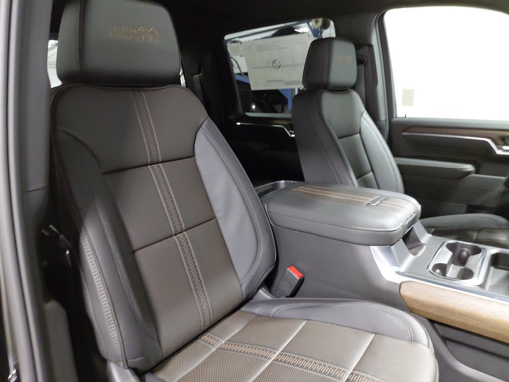 2026 Chevrolet Silverado 3500HD High Country - Photo 21