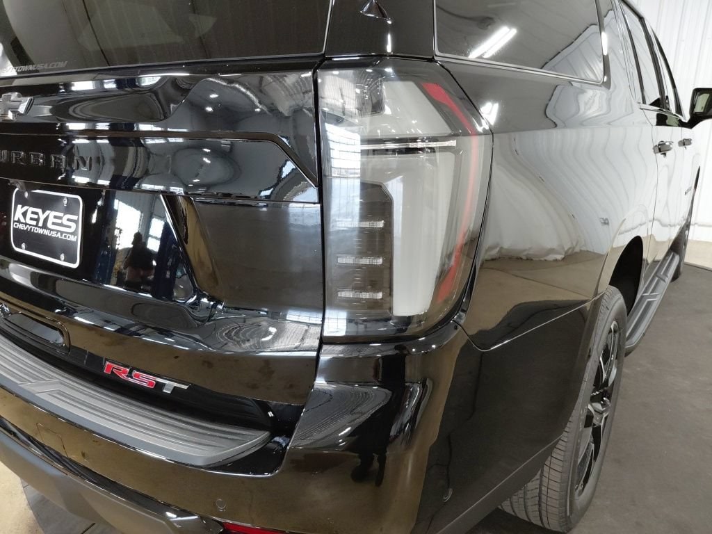 2026 Chevrolet Suburban RST - Photo 14