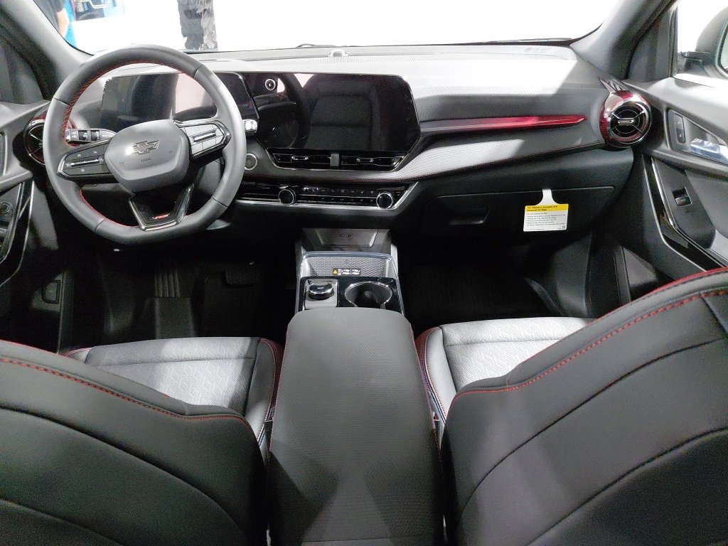 2026 Chevrolet Equinox RS photo 2