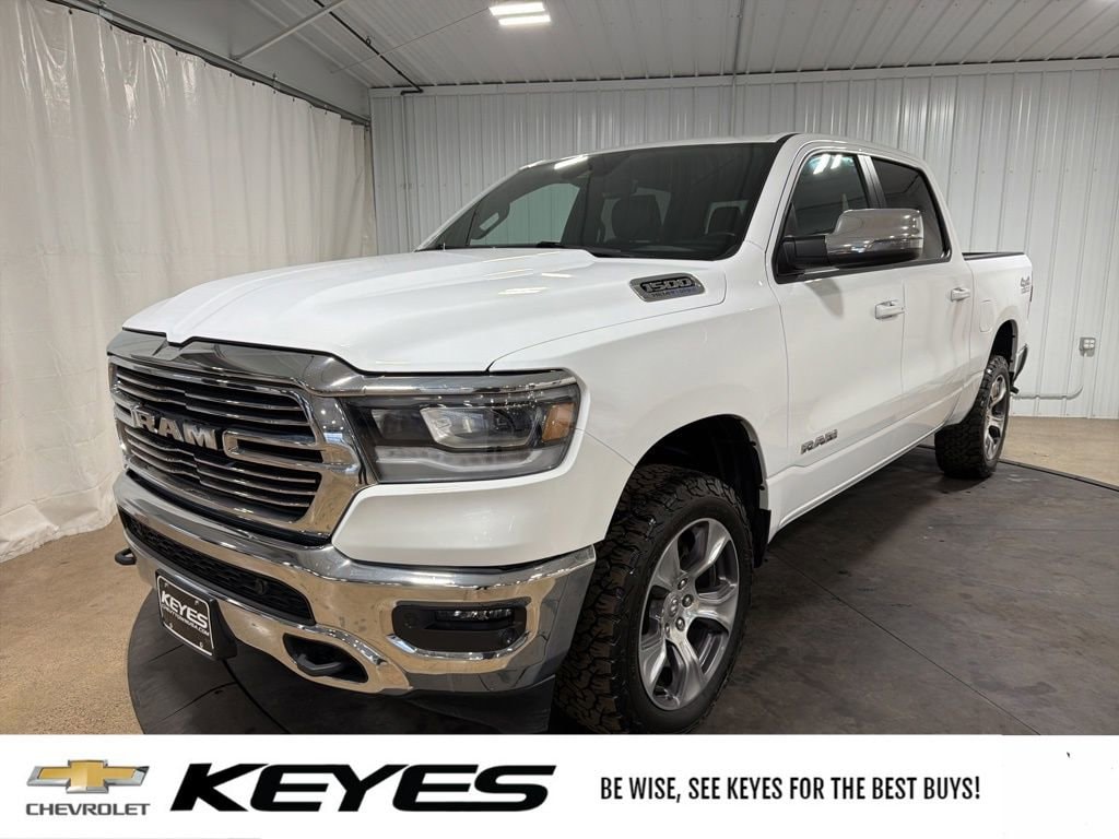 2024 RAM 1500 Laramie 4x4 Crew Cab 5'7's photo
