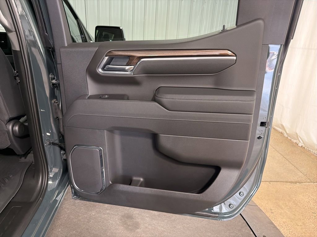 2026 Chevrolet Silverado 1500 LT - Photo 18