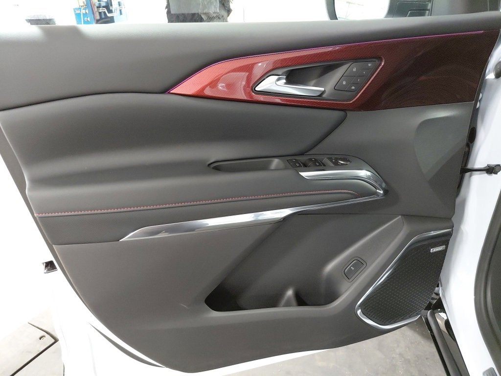 2026 Chevrolet Traverse RS photo 3